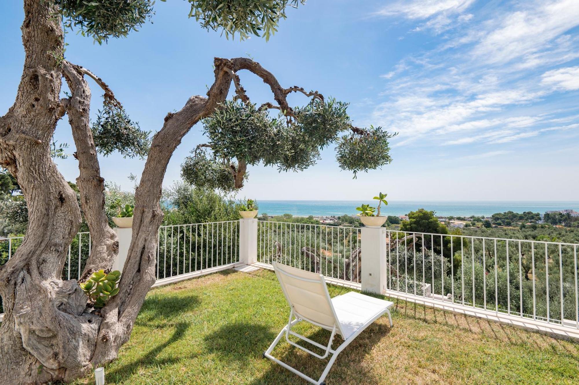 Casaragno Villa Vieste Exterior photo