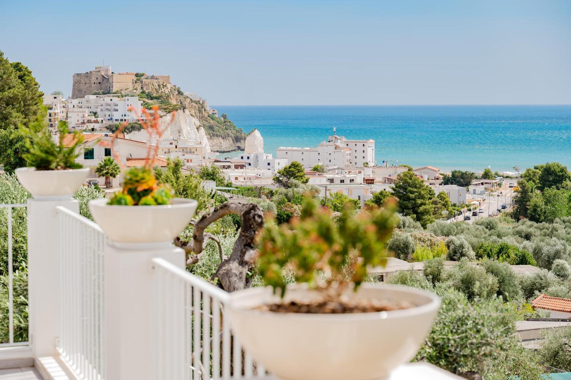 Casaragno Villa Vieste Exterior photo