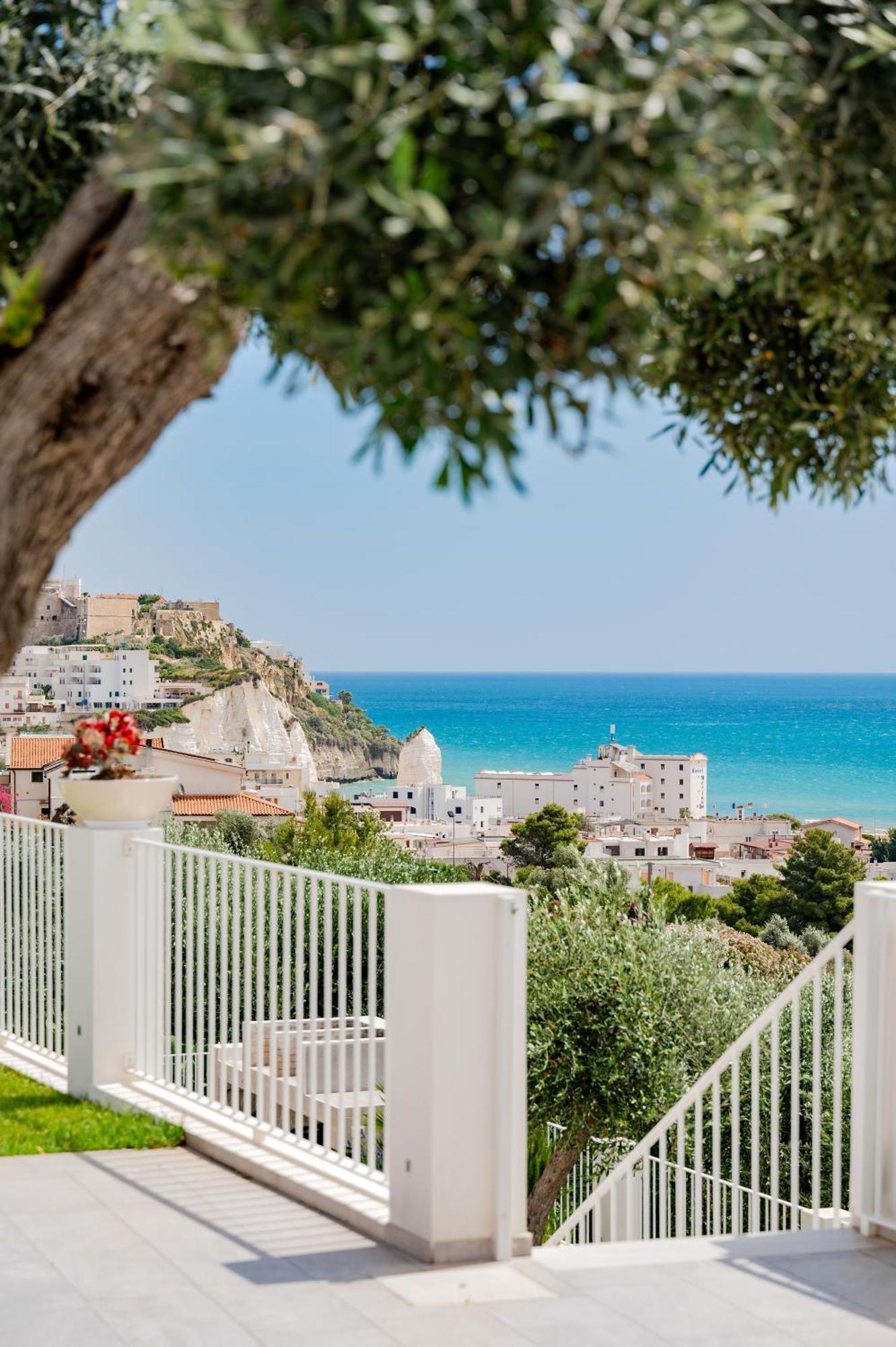 Casaragno Villa Vieste Exterior photo