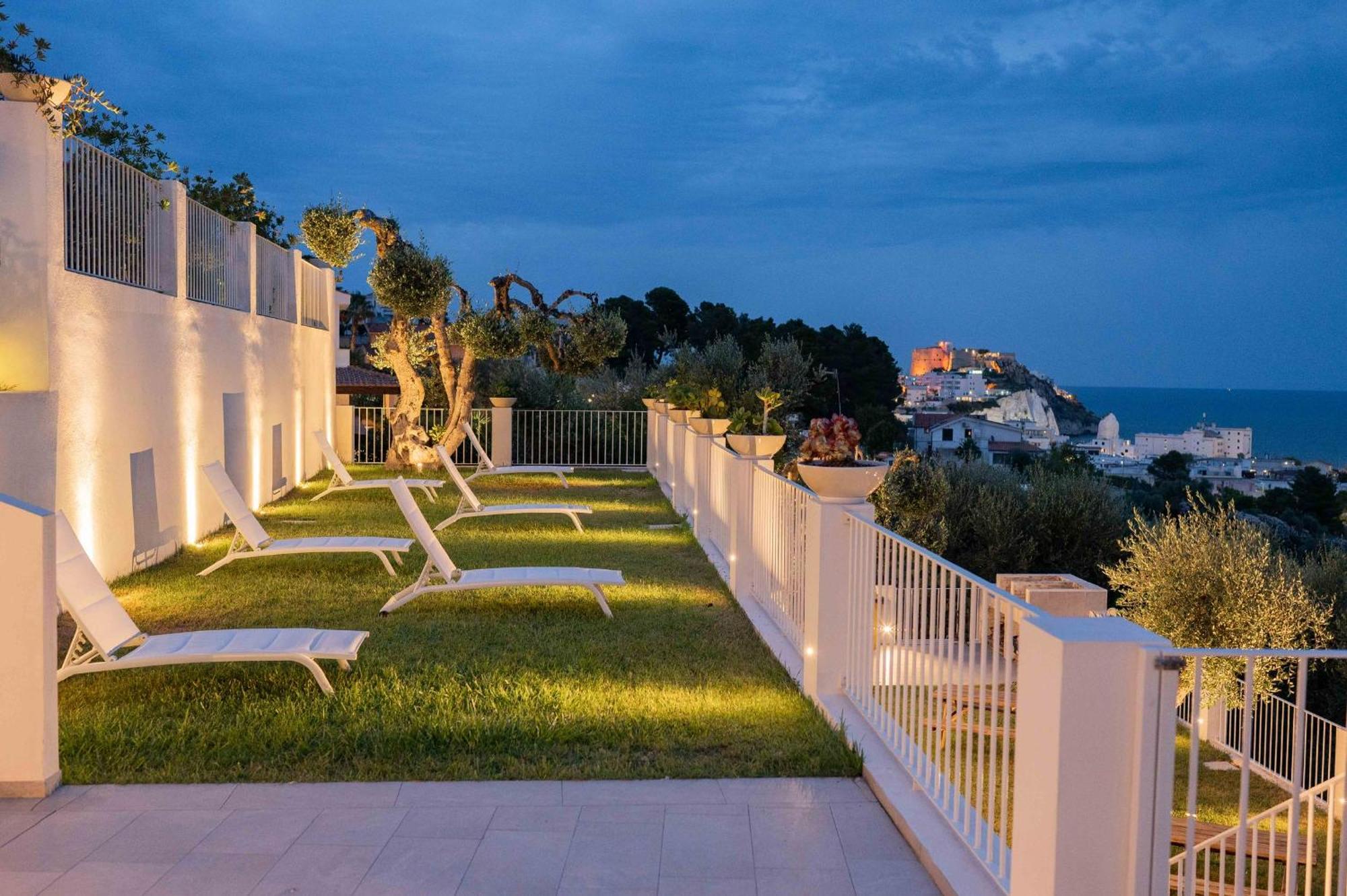 Casaragno Villa Vieste Exterior photo