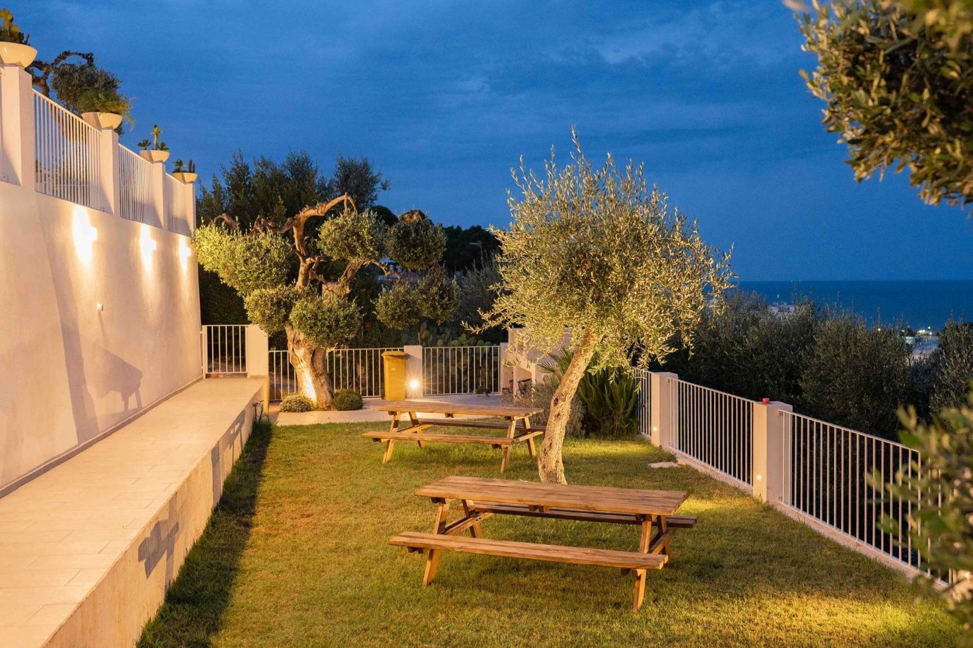 Casaragno Villa Vieste Exterior photo