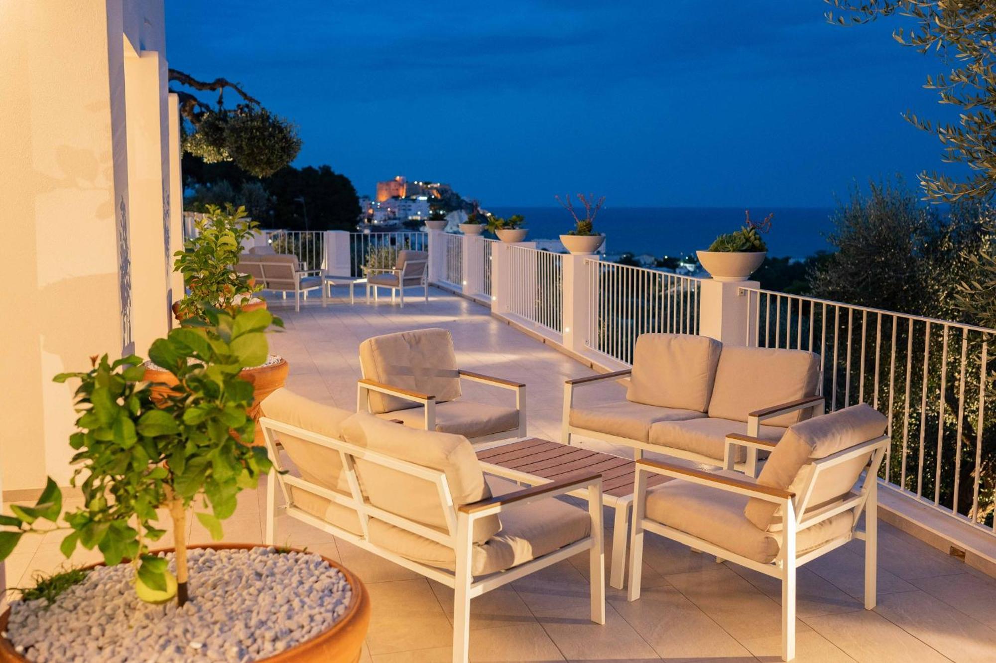 Casaragno Villa Vieste Exterior photo